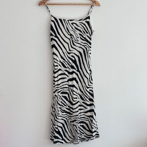 Gilli Black and White Zebra Midi Dress